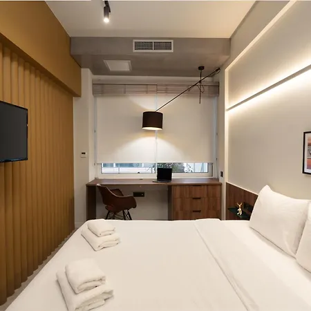 A Place 4u No6 - Escape With Balcony Lounge & Open Living Space Daire Atina