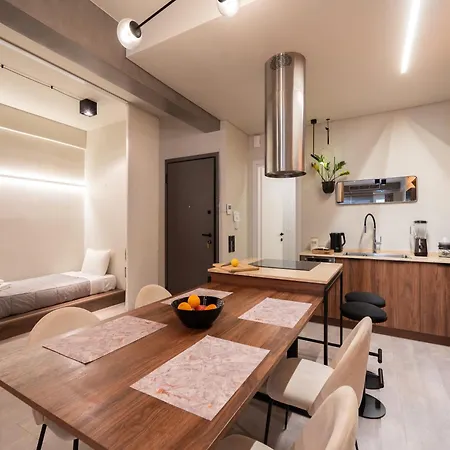 Daire A Place 4u No6 - Escape With Balcony Lounge & Open Living Space Atina